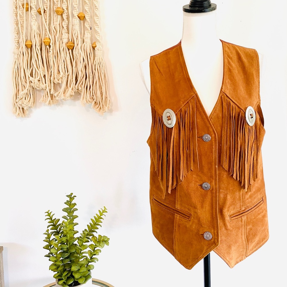 Vintage suede vest with fringe